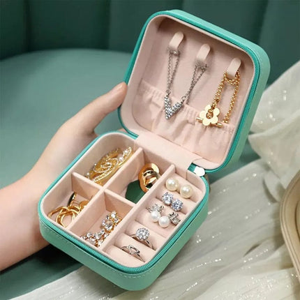 Mini Jewelry Organizer – Compact Storage Box, Elegant and Practical Accessory for Women- RANDOM COLOUR