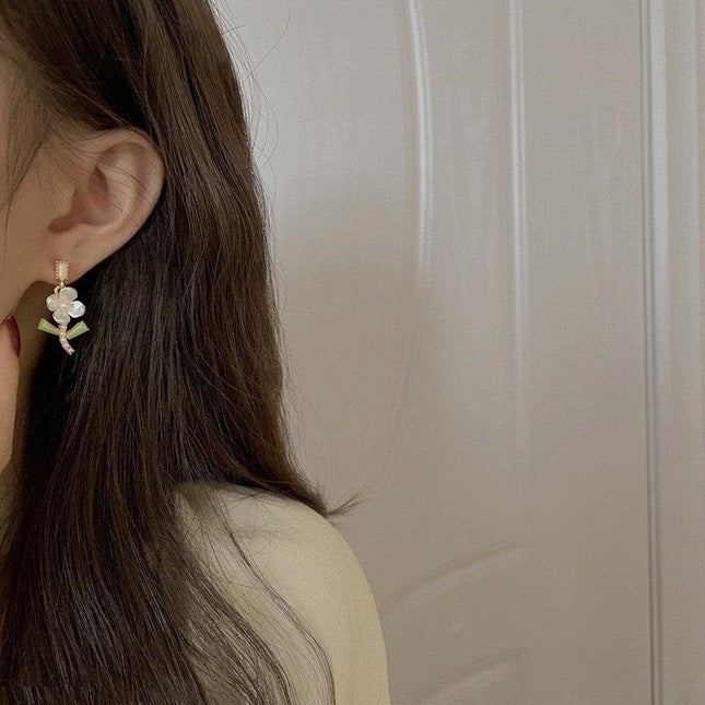 Flower Drop Earrings